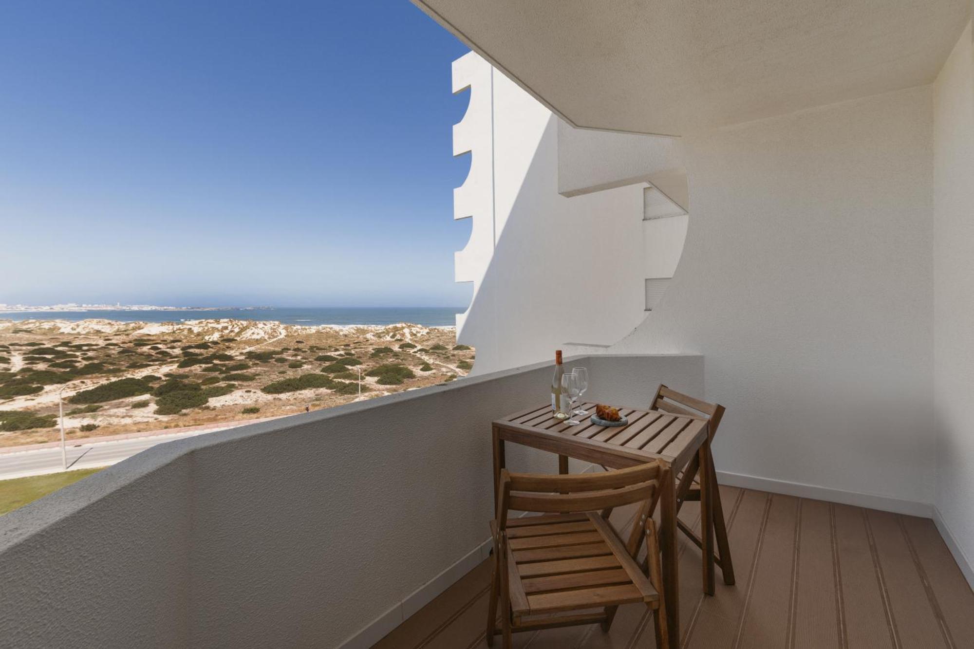 Baleal Breeze Apartment Ferrel  Exterior photo